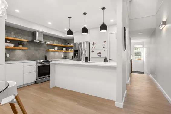 150 West 18th Street, North Vancouver For Sale - image 7