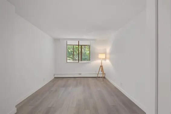 201 2012 Fullerton Avenue, North Vancouver For Sale - image 10