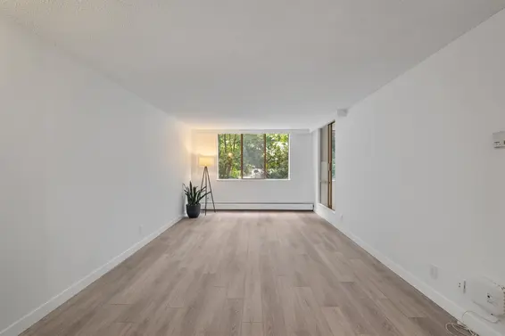 201 2012 Fullerton Avenue, North Vancouver For Sale - image 6