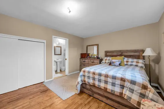 450 West 15th Street, North Vancouver For Sale - image 13