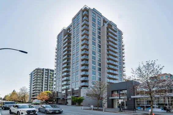 704 135 East 17th Street, North Vancouver For Sale - image 2