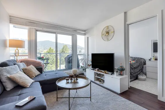 704 135 East 17th Street, North Vancouver For Sale - image 4