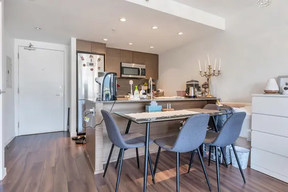 704 135 East 17th Street, North Vancouver For Sale - image 5