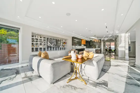 3980 Norwood Avenue, North Vancouver For Sale - image 12