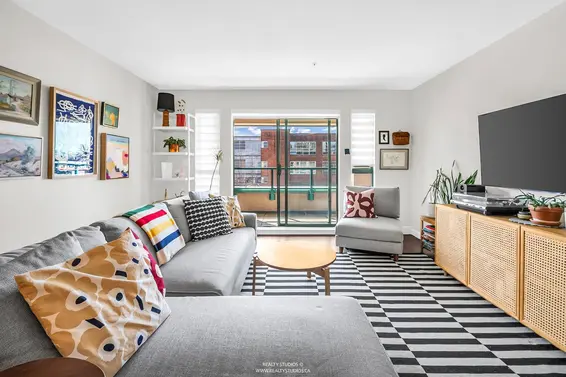 303 223 Mountain Highway, North Vancouver