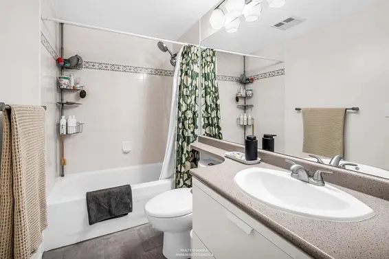 303 223 Mountain Highway, North Vancouver For Sale - image 14