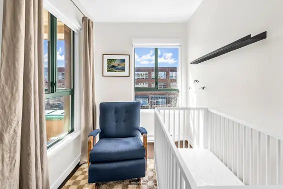 303 223 Mountain Highway, North Vancouver For Sale - image 15