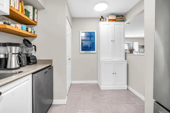 303 223 Mountain Highway, North Vancouver For Sale - image 6