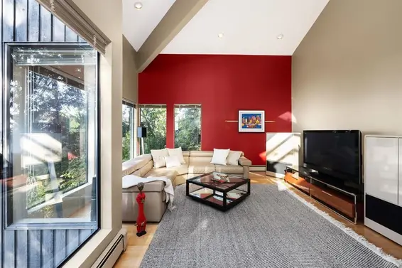 225 Mountain Drive, Lions Bay For Sale - image 11