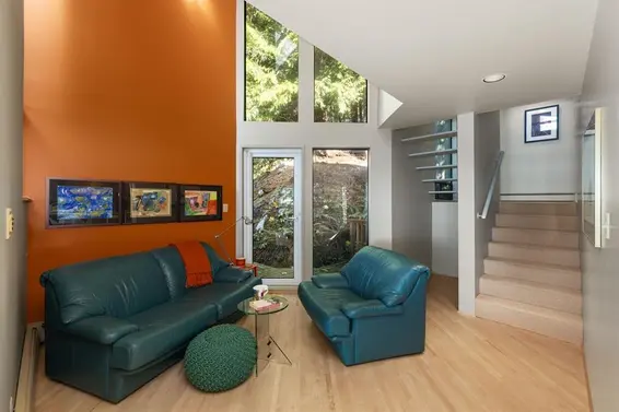 225 Mountain Drive, Lions Bay For Sale - image 15
