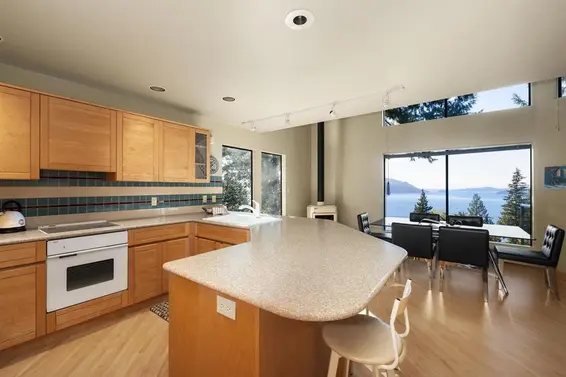 225 Mountain Drive, Lions Bay For Sale - image 22
