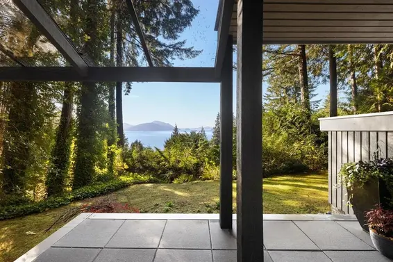 225 Mountain Drive, Lions Bay For Sale - image 6