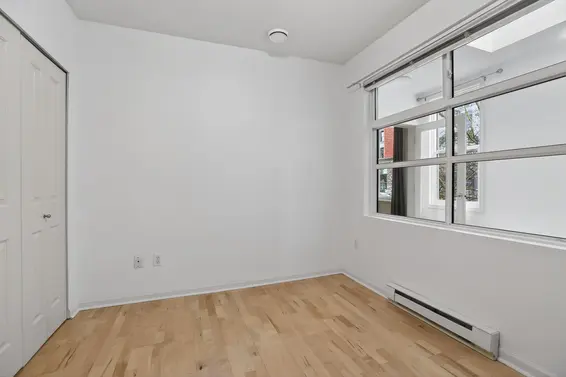 103 108 West Esplanade, North Vancouver For Sale - image 12