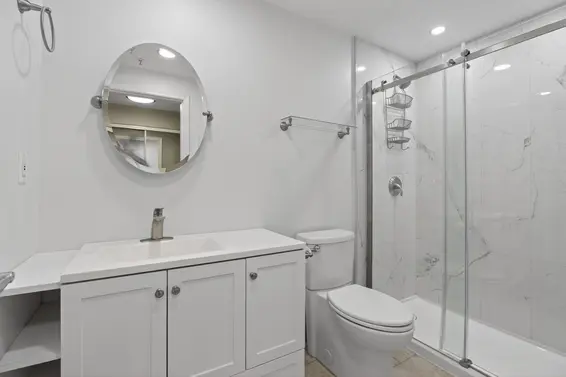 103 108 West Esplanade, North Vancouver For Sale - image 4