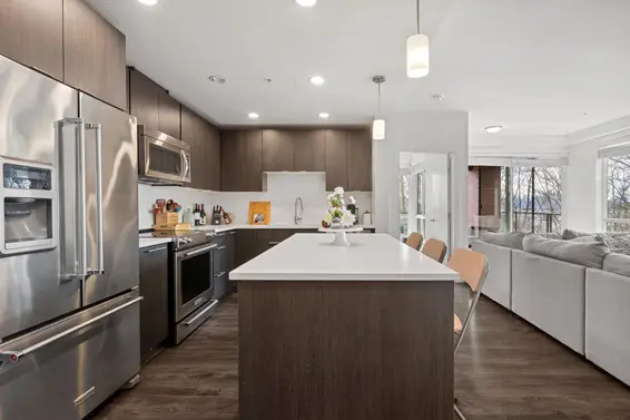 425 723 West 3rd Street, North Vancouver For Sale - image 7