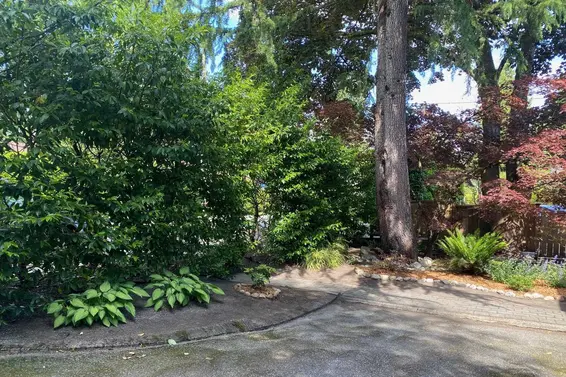 1231 Frederick Road, North Vancouver For Sale - image 18