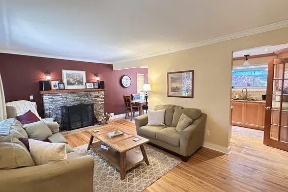 1231 Frederick Road, North Vancouver For Sale - image 20
