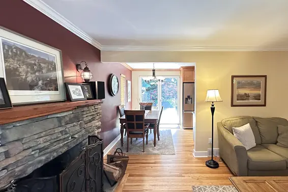 1231 Frederick Road, North Vancouver For Sale - image 22