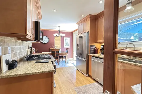 1231 Frederick Road, North Vancouver For Sale - image 26