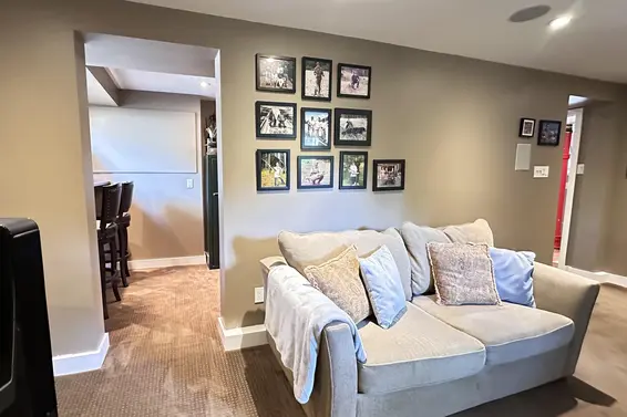 1231 Frederick Road, North Vancouver For Sale - image 35