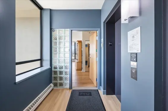 PH2 124 West 1st Street, North Vancouver For Sale - image 25