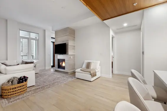 203 6693 Nelson Avenue, West Vancouver For Sale - image 4
