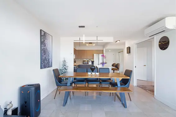 803 1327 East Keith Road, North Vancouver For Sale - image 2