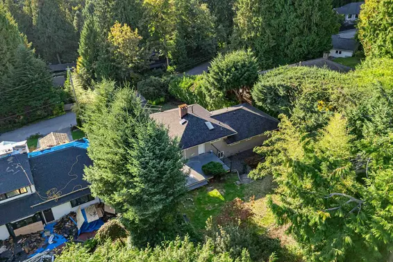 1910 27th Street, West Vancouver For Sale - image 30