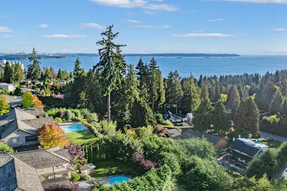 1910 27th Street, West Vancouver For Sale - image 31