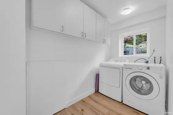 1910 27th Street, West Vancouver For Sale - image 37