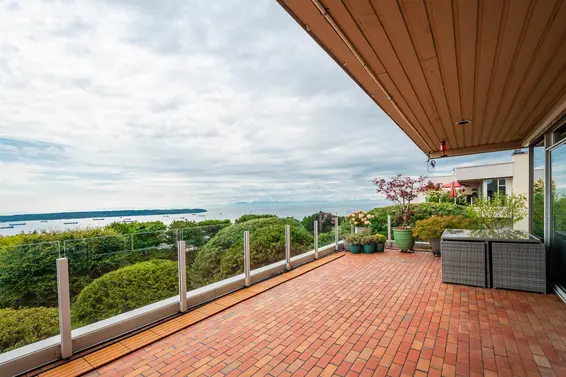 1 2278 Folkestone Way, West Vancouver For Sale - image 23