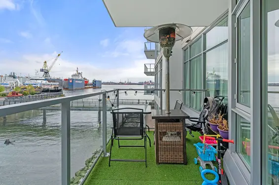 204 175 Victory Ship Way, North Vancouver For Sale - image 17