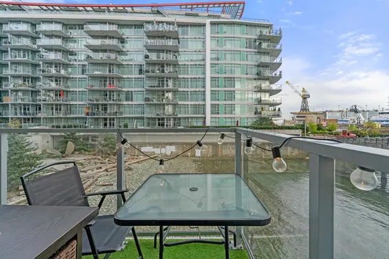 204 175 Victory Ship Way, North Vancouver For Sale - image 18