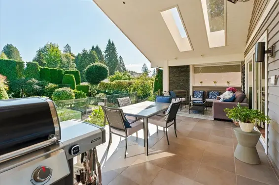 1160 14th Street, West Vancouver For Sale - image 3