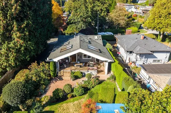 1160 14th Street, West Vancouver For Sale - image 31