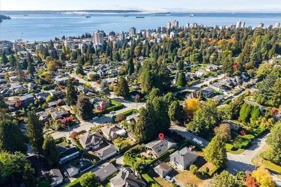 1160 14th Street, West Vancouver For Sale - image 34