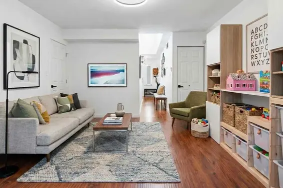 3660 Osprey Court, North Vancouver For Sale - image 11