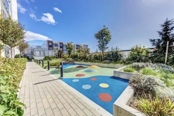 2005 1401 Hunter Street, North Vancouver For Sale - image 5