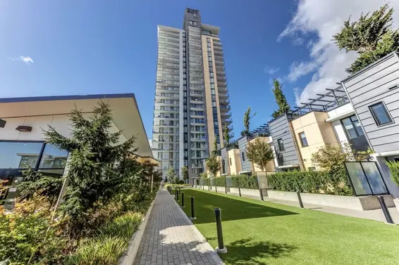 2005 1401 Hunter Street, North Vancouver For Sale - image 6