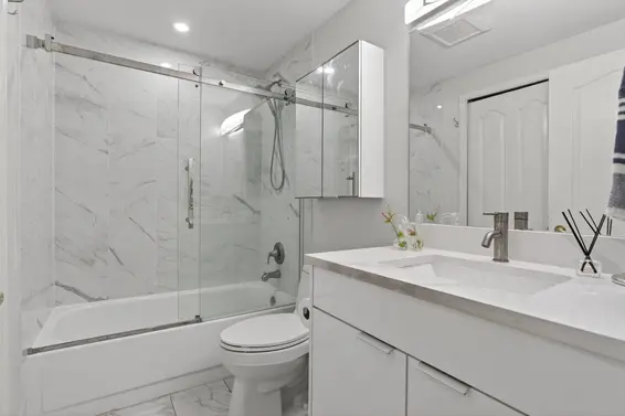 205 3151 Woodbine Drive, North Vancouver For Sale - image 13