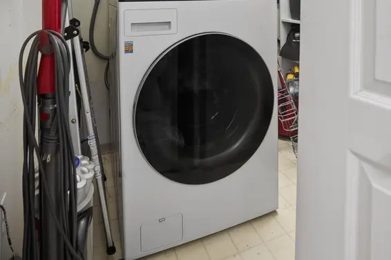 205 3151 Woodbine Drive, North Vancouver For Sale - image 19