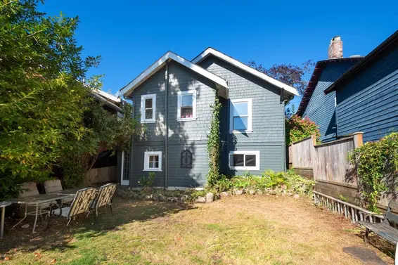 219 East 29th Street, North Vancouver For Sale - image 25