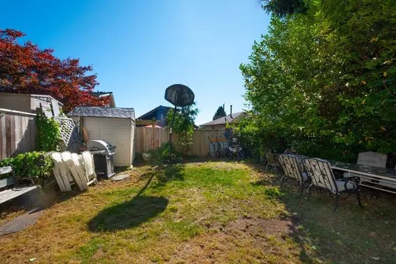 219 East 29th Street, North Vancouver For Sale - image 27