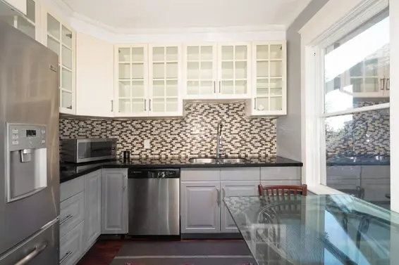 219 East 29th Street, North Vancouver For Sale - image 7