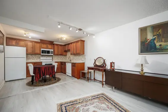 1001 2012 Fullerton Avenue, North Vancouver For Sale - image 30