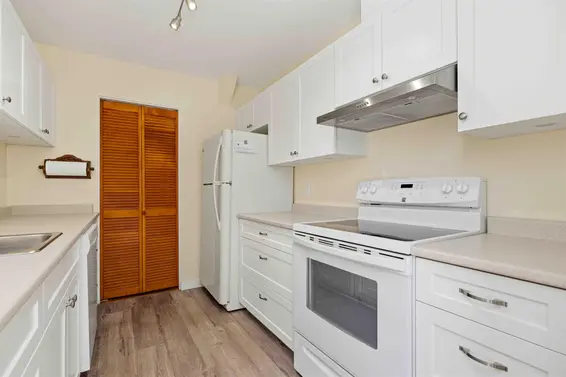 6432 Douglas Street, West Vancouver For Sale - image 10