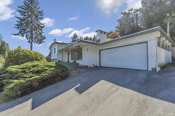 569 St Giles Road, West Vancouver