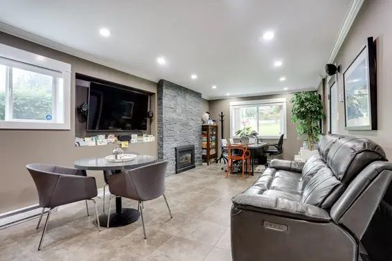 205 East 28th Street, North Vancouver For Sale - image 23