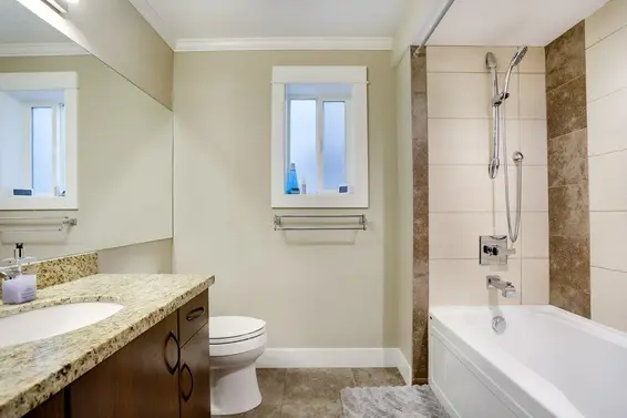 205 East 28th Street, North Vancouver For Sale - image 24