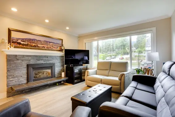 205 East 28th Street, North Vancouver For Sale - image 4